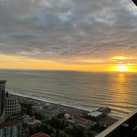 Orbi City Seaview Batumi Exterior foto